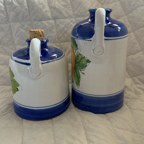 Italian oil & vinegar jars - Picture 2 of 14